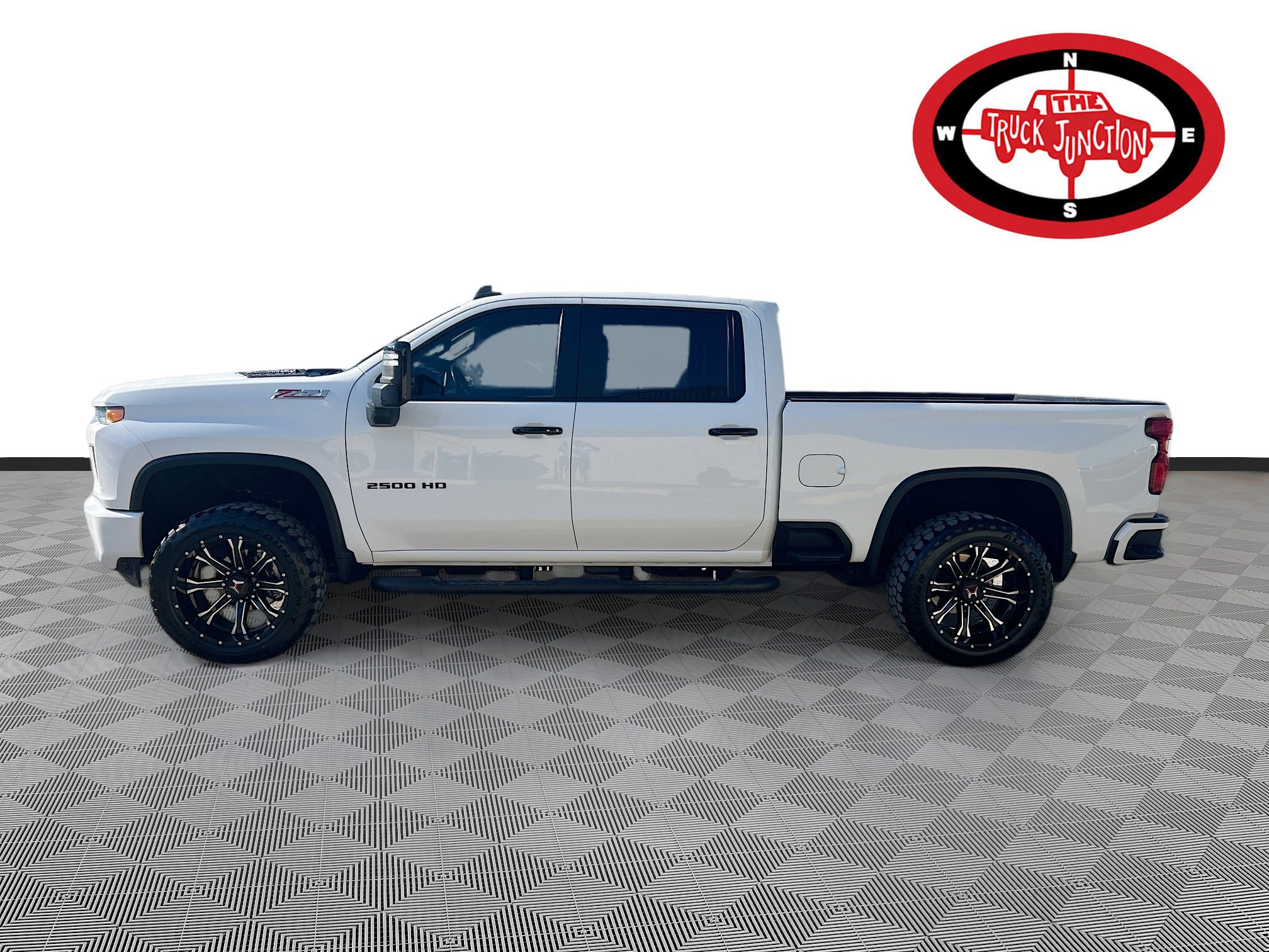 Used 2021 Chevrolet Silverado 2500 LT w/ Z71 Sport Edition image 4