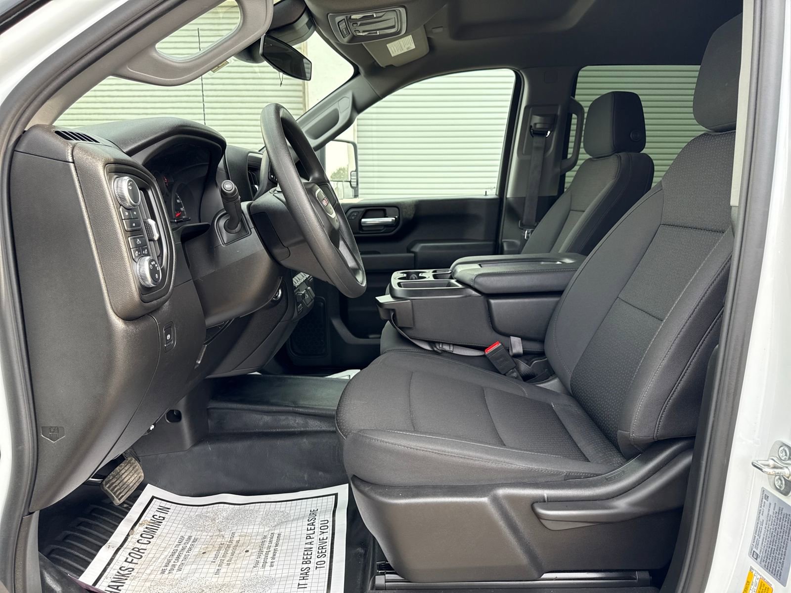 Used 2025 GMC Sierra 2500 Pro image 9