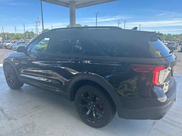 Used 2022 Ford Explorer ST w/ ST Street Pack AWD/4WD image 4