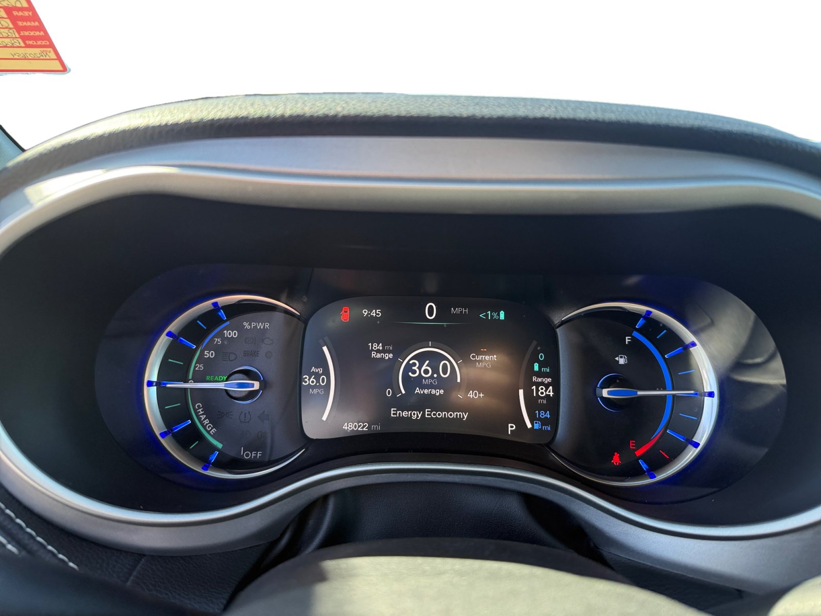 Used 2022 Chrysler Pacifica Touring-L w/ Uconnect Theater Family Group FWD image 11