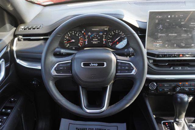 Certified 2023 Jeep Compass Limited image 18