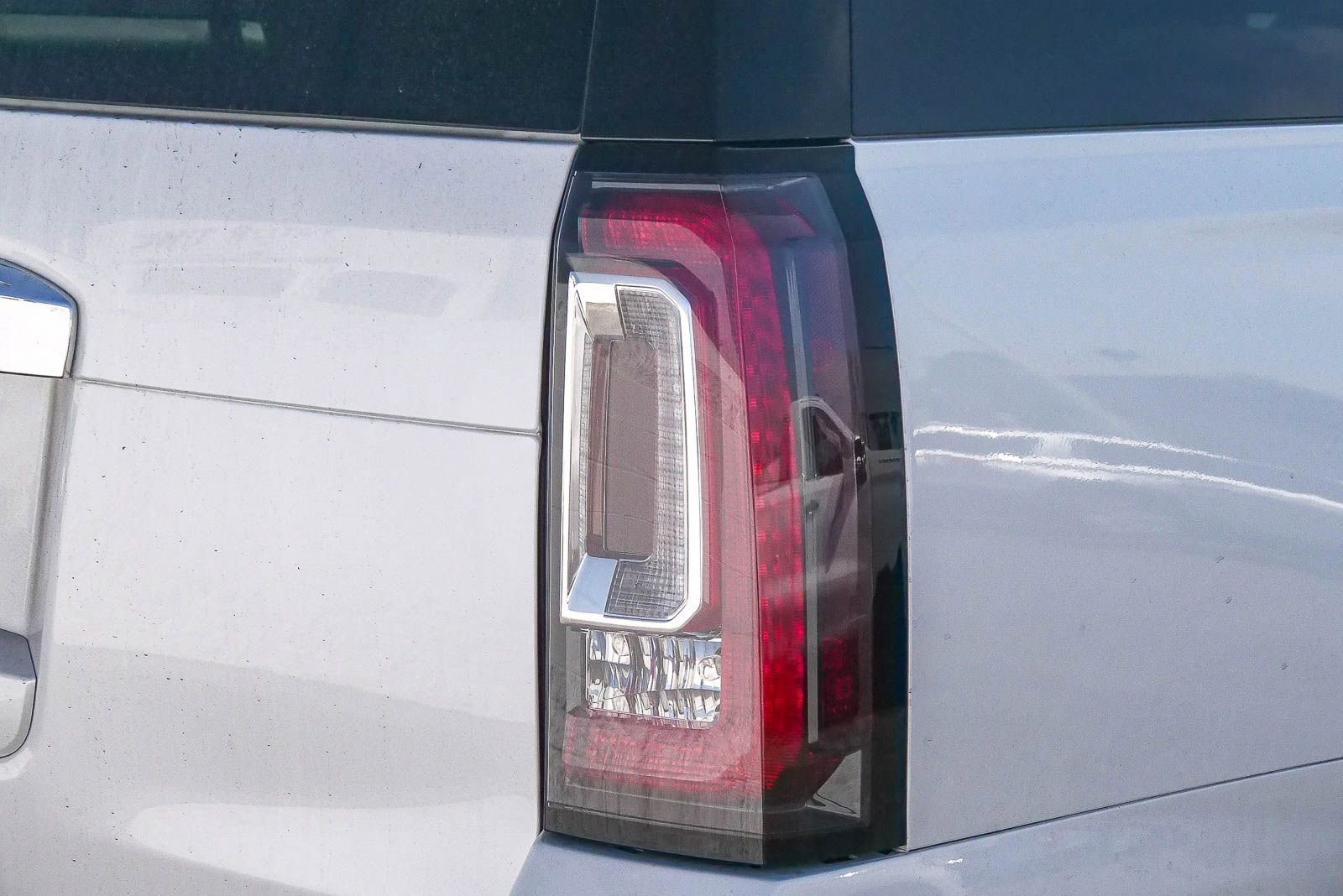 Used 2017 GMC Yukon XL Denali RWD image 10