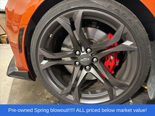 Used 2023 Chevrolet Camaro SS RWD image 8