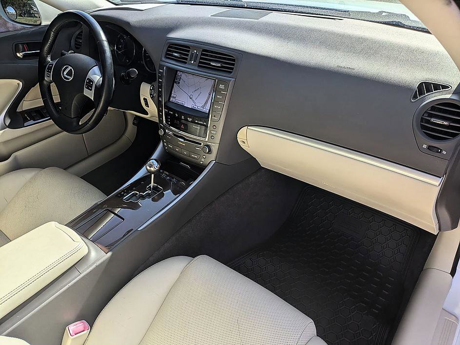 Used 2012 Lexus IS 350 w/ Premium Pkg Value Edition RWD image 32