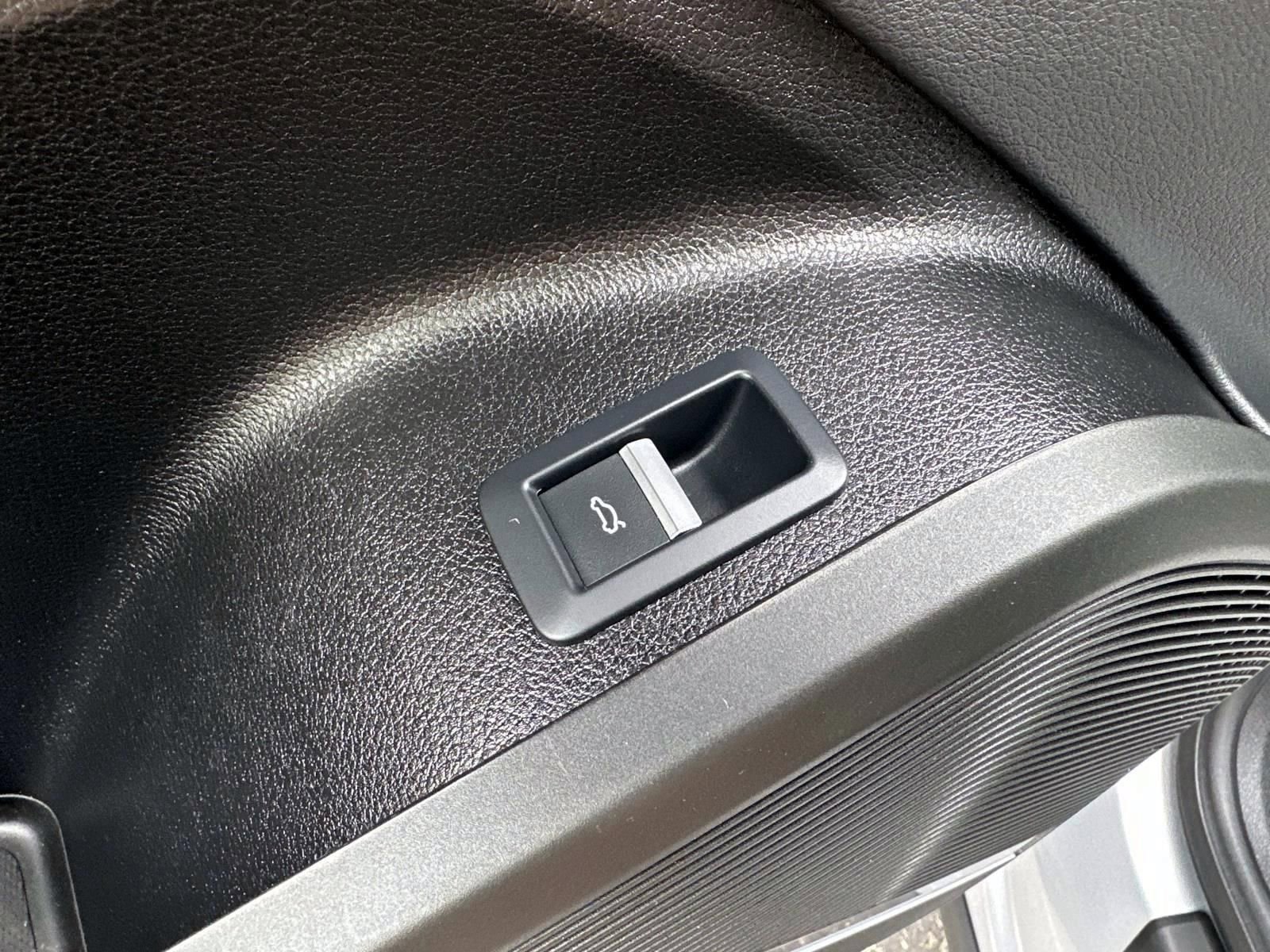 Used 2023 Audi Q5 2.0T Premium Plus w/ Premium Plus Package image 12
