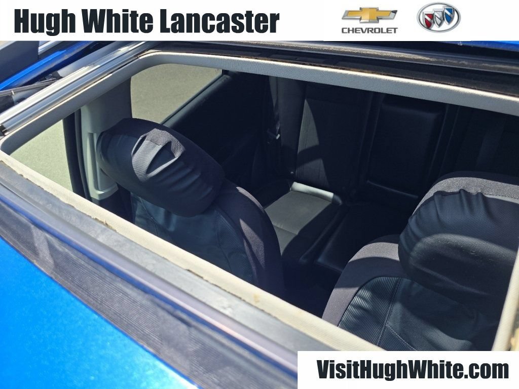 Used 2015 Chevrolet Trax LT w/ LT Sun and Sound Package AWD/4WD image 3