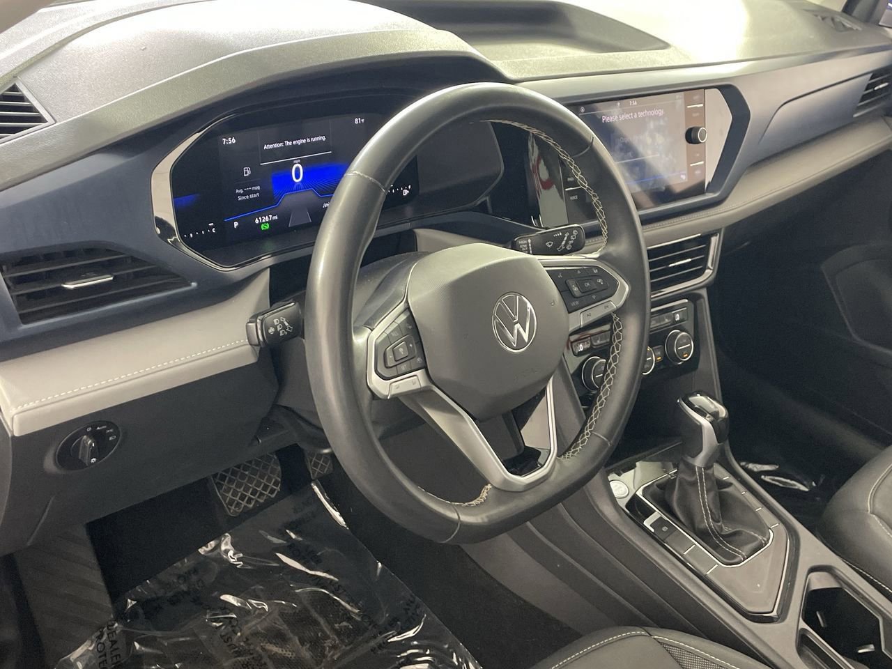 Used 2024 Volkswagen Taos SE FWD image 12