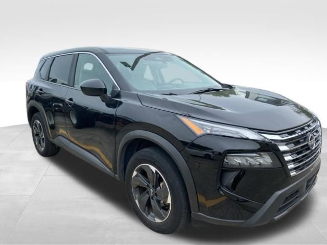 Used 2025 Nissan Rogue SV AWD/4WD image 8