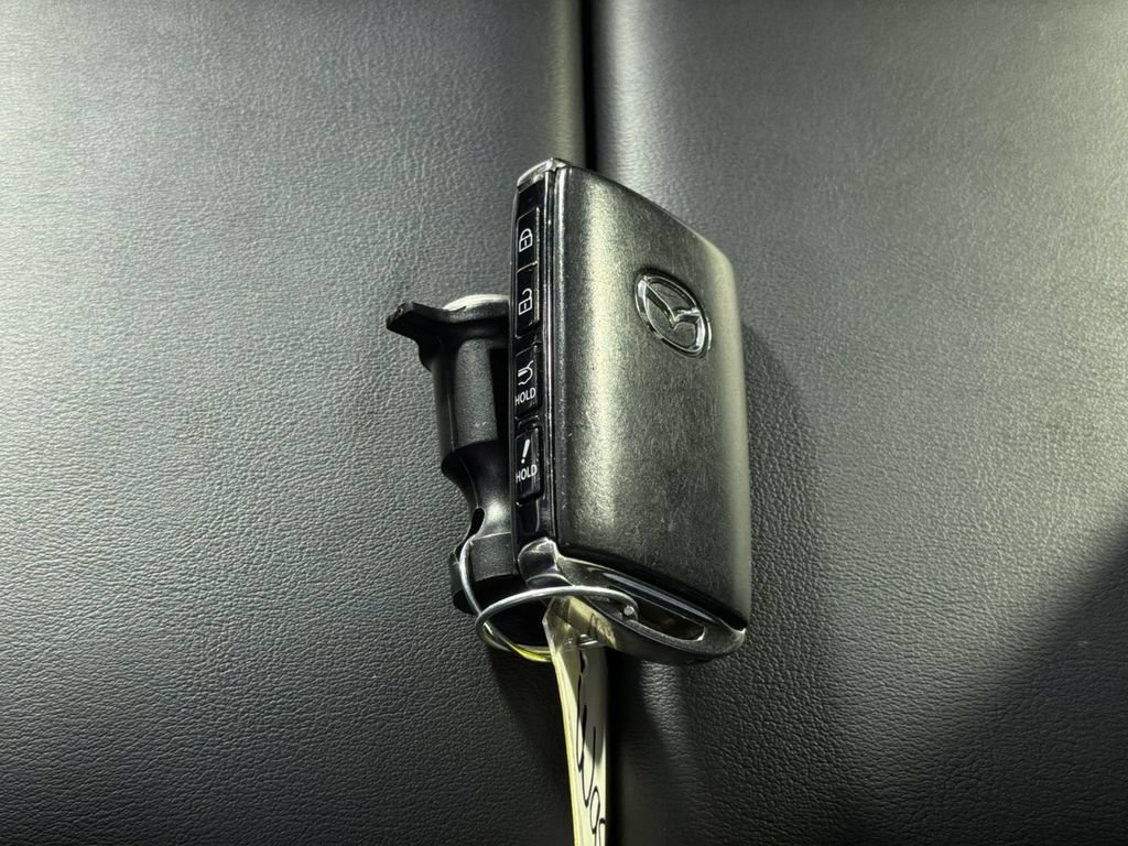 Used 2024 MAZDA CX-90 3.3 Turbo w/ Premium Package AWD/4WD image 32