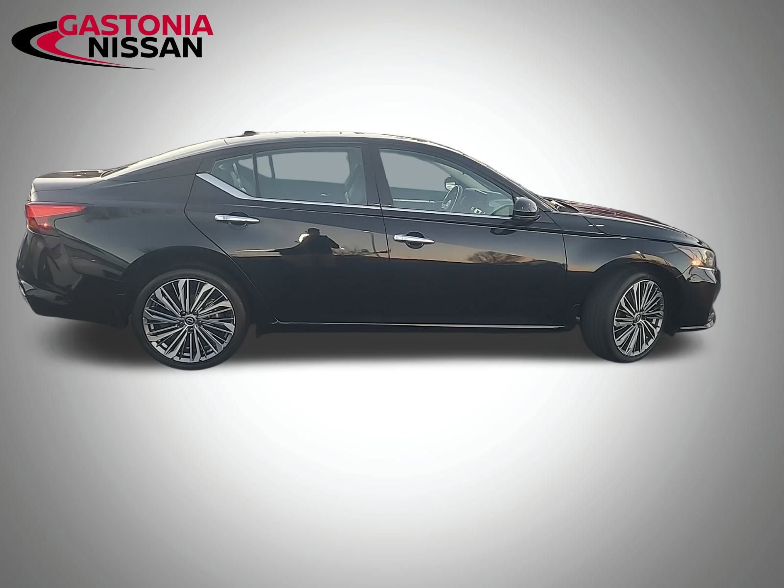 Used 2024 Nissan Altima 2.5 SL image 14