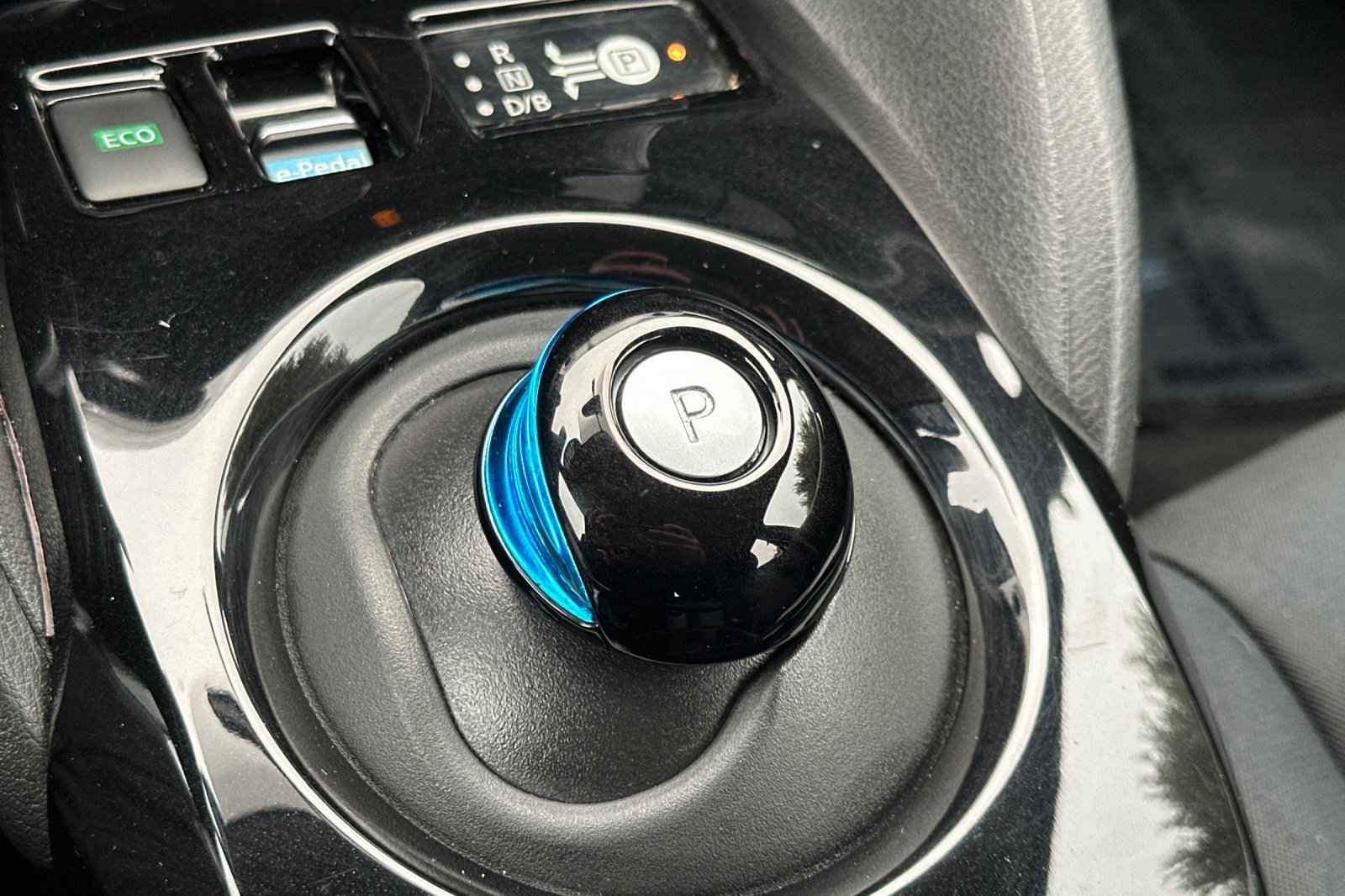 Used 2019 Nissan Leaf SV w/ SV All Weather Package image 26