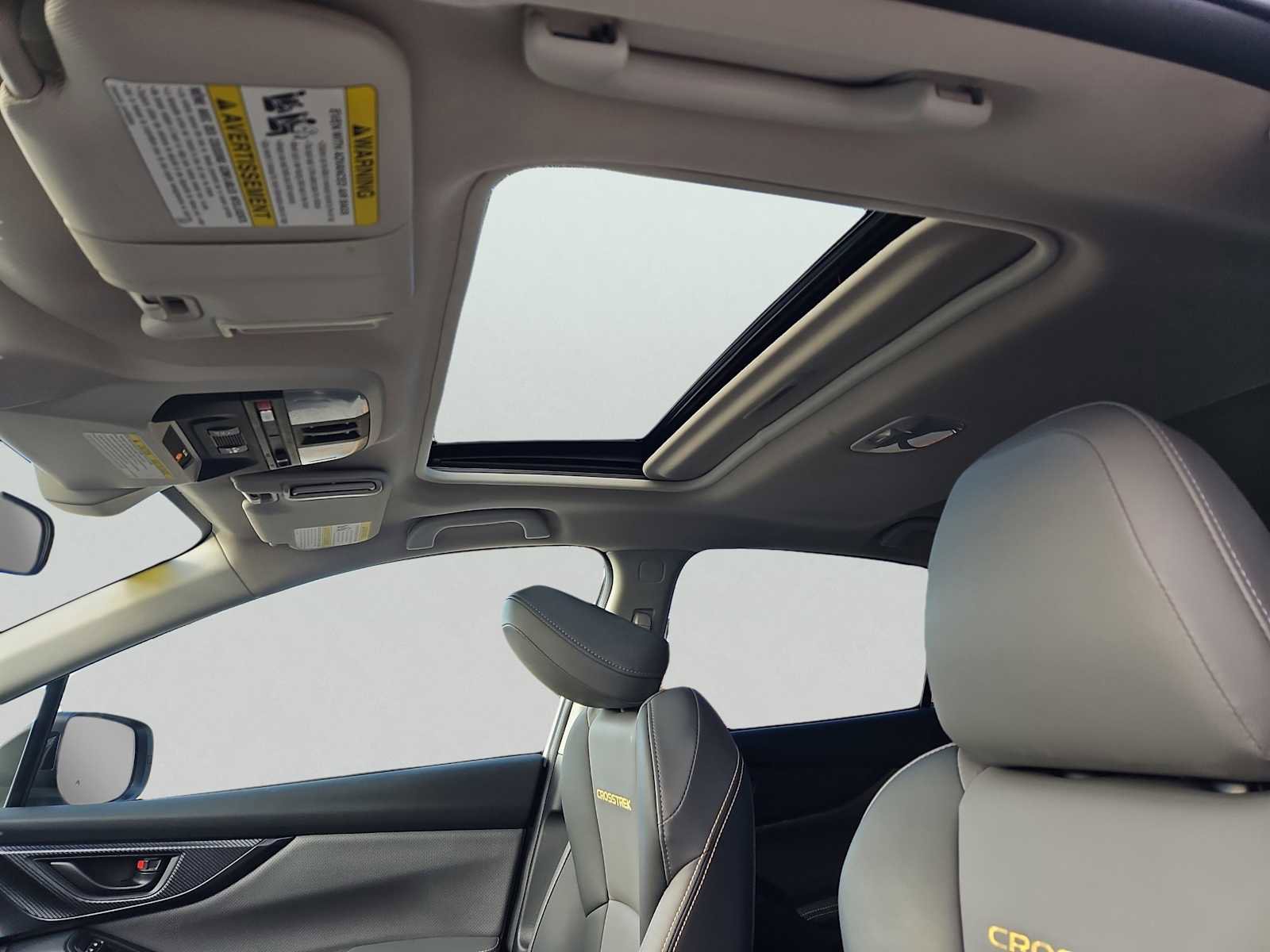 Used 2022 Subaru Crosstrek 2.5i Sport w/ Moonroof Package image 8