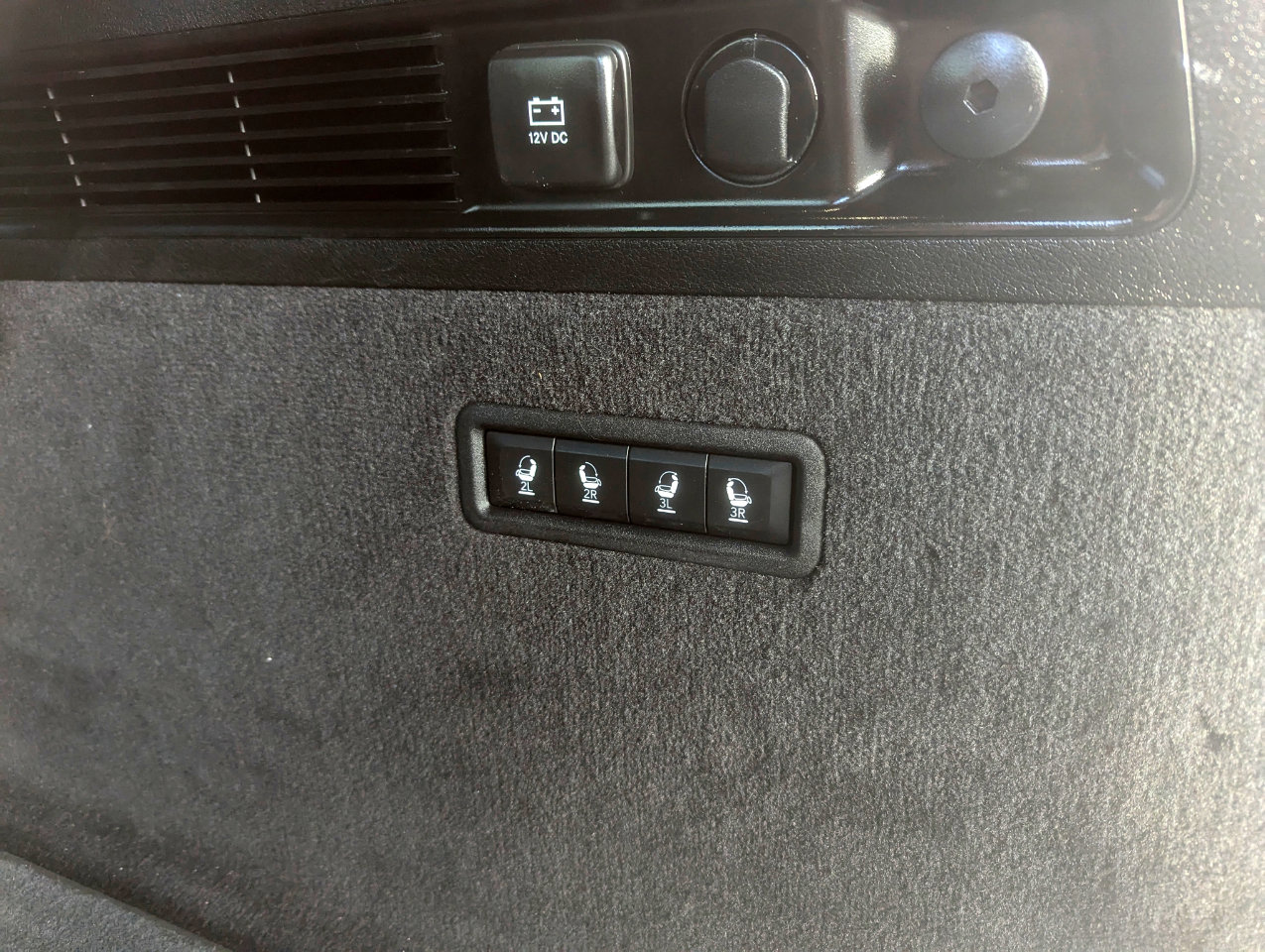 Used 2024 Jeep Grand Wagoneer Series III w/ Rear Seat Video Group 1 image 45