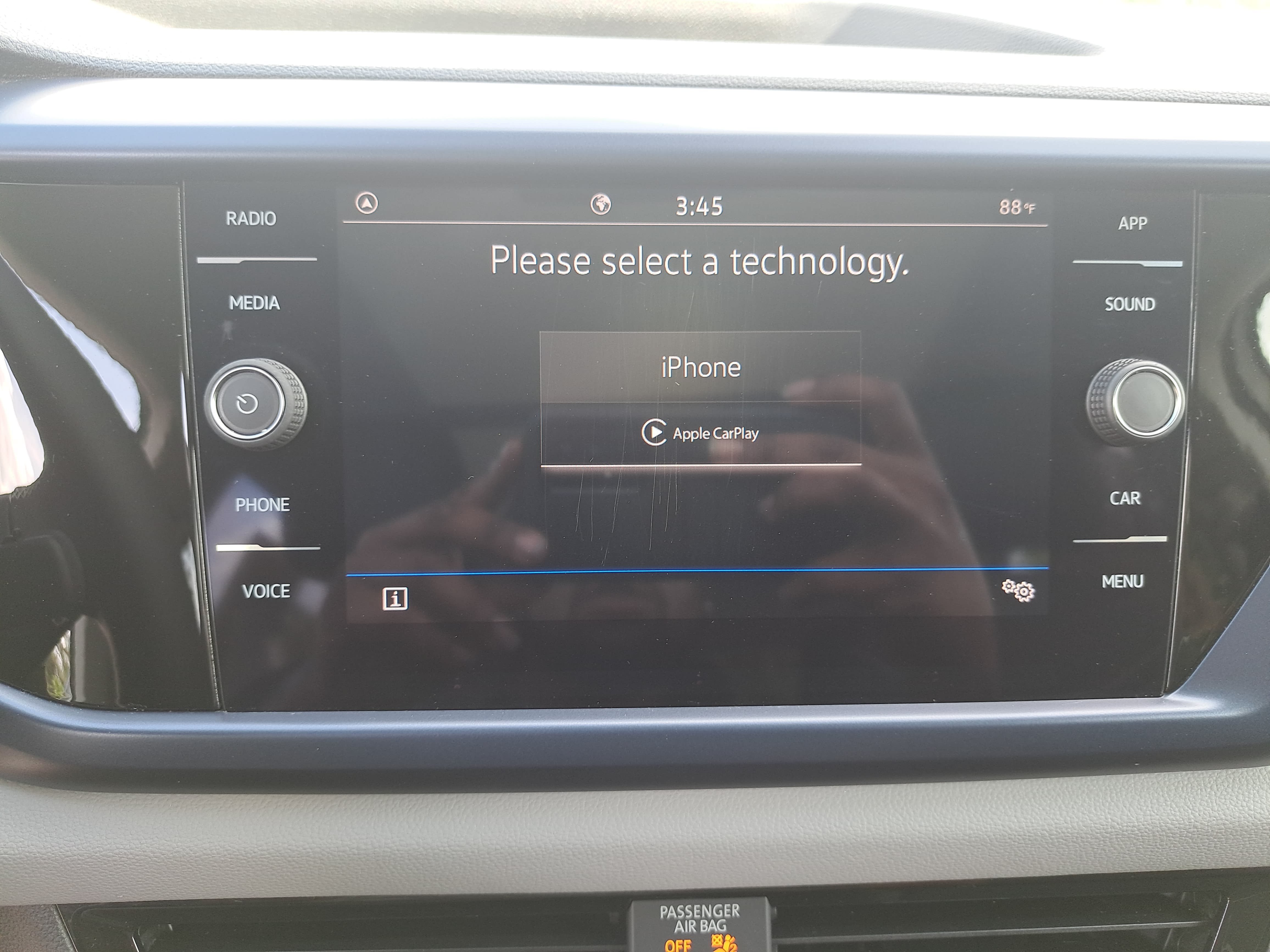 Certified 2023 Volkswagen Taos SE w/ Panoramic Sunroof Package FWD image 21