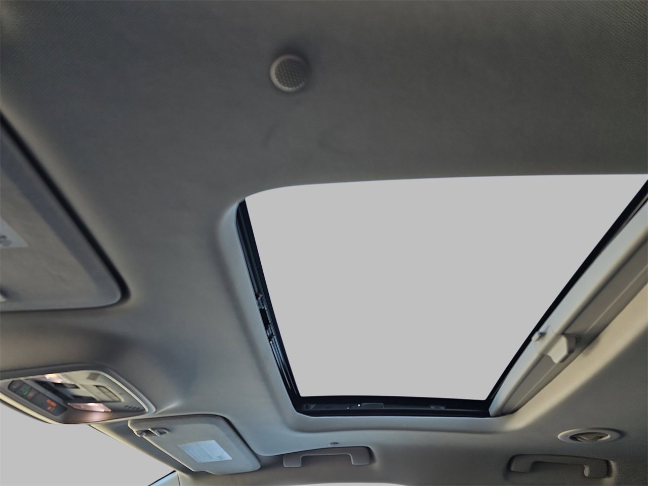 Certified 2021 Chevrolet Traverse LT w/ LT Premium Package image 30