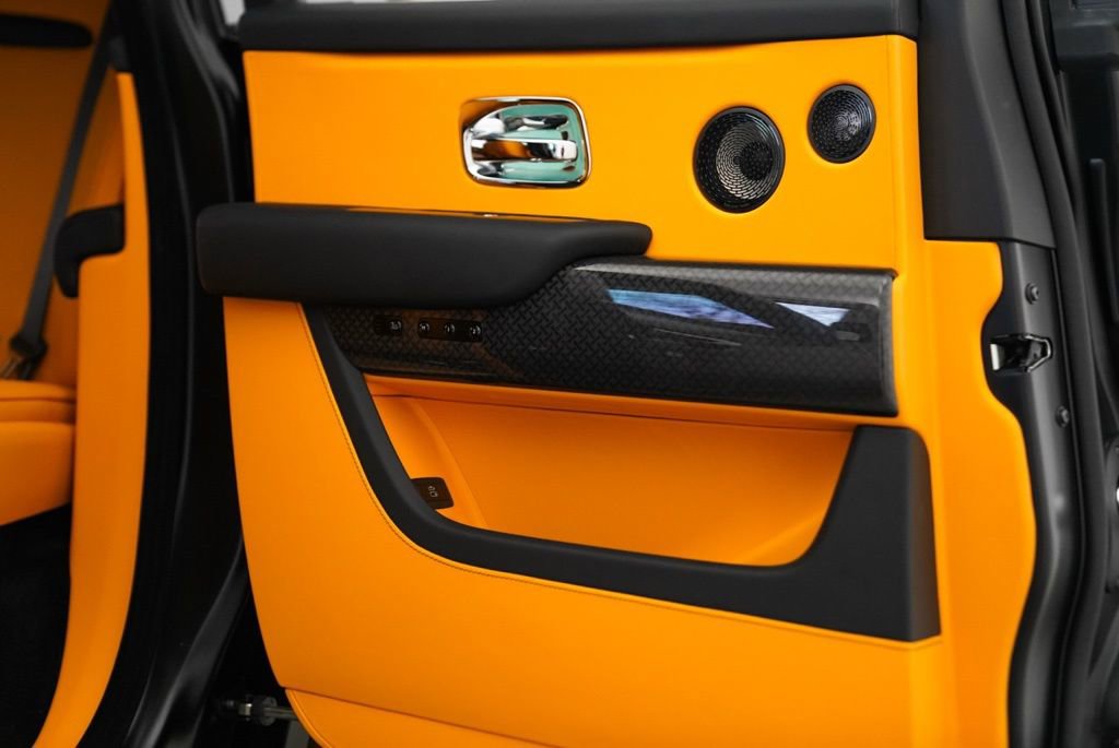 Certified 2024 Rolls-Royce Cullinan Black Badge w/ Driver's Package image 31