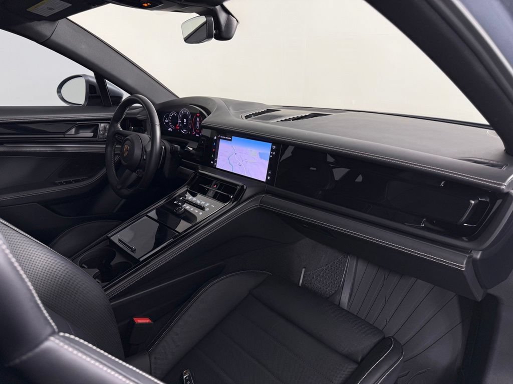 Certified 2024 Porsche Panamera 4 AWD/4WD image 21