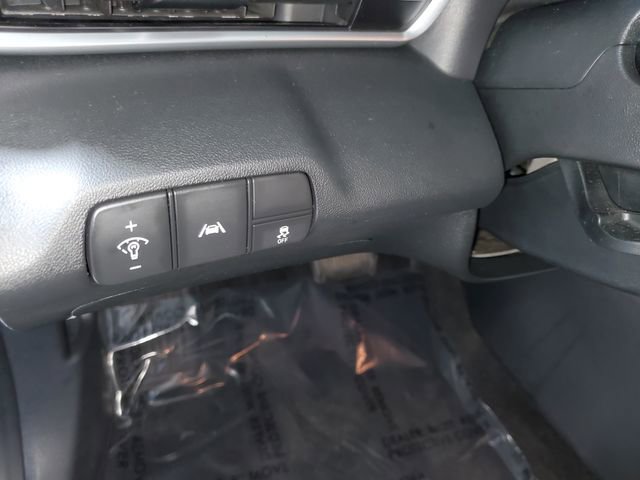 Used 2022 Hyundai Elantra SEL w/ Convenience + Premium Package FWD image 19