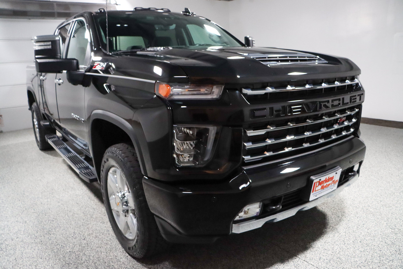 Used 2022 Chevrolet Silverado 2500 LTZ w/ Z71 Chrome Sport Edition AWD/4WD image 5