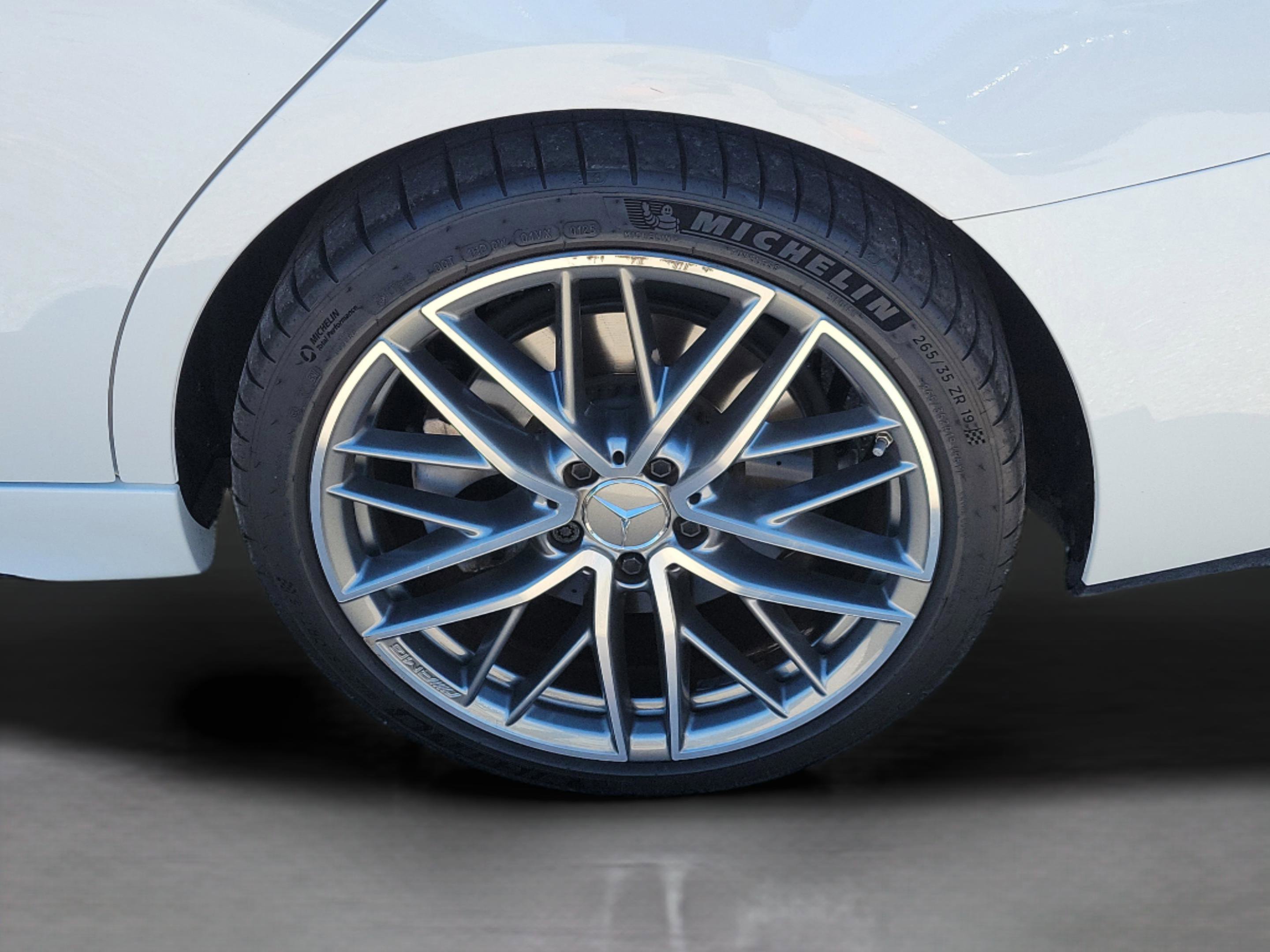 Used 2023 Mercedes-Benz C 43 AMG 4MATIC Sedan image 6