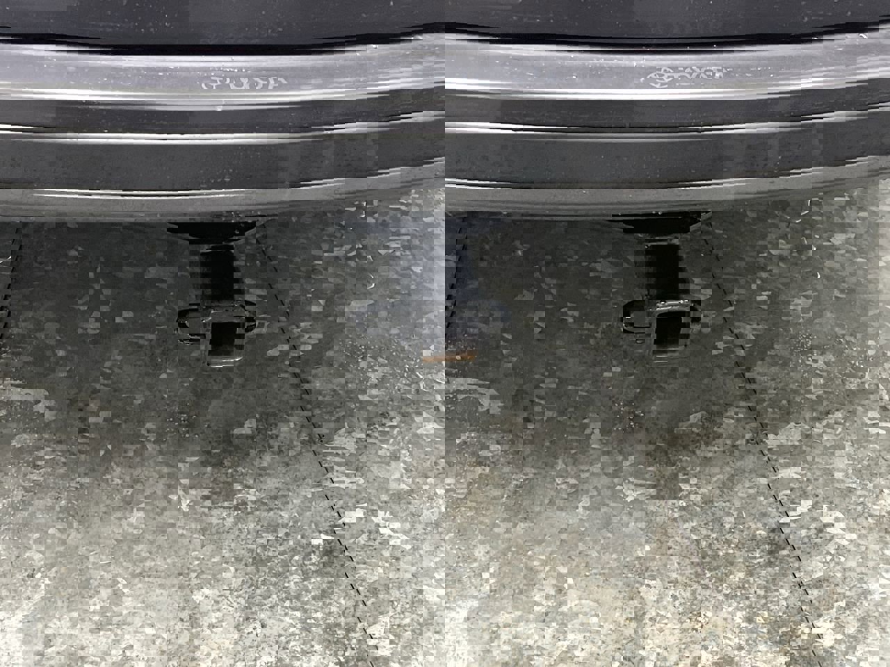 Used 2017 Toyota RAV4 LE w/ Carpet Mat Package image 22