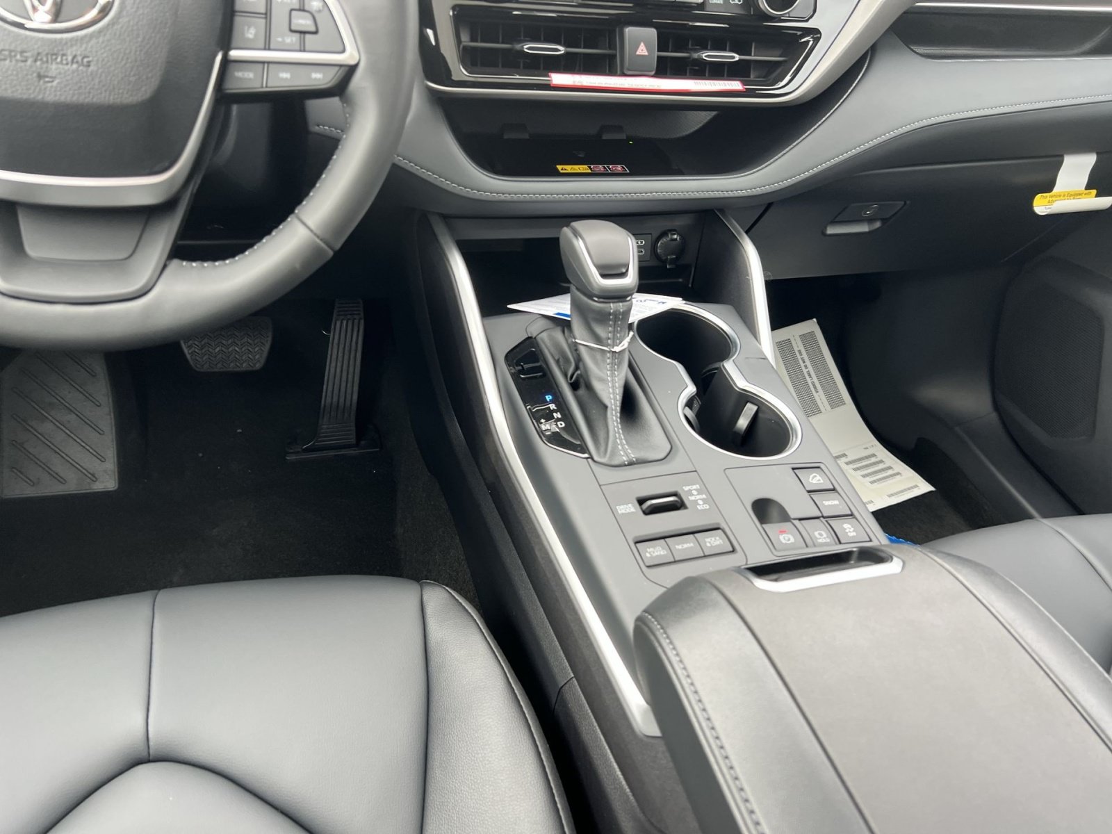 New 2026 Toyota Highlander XLE AWD/4WD image 23