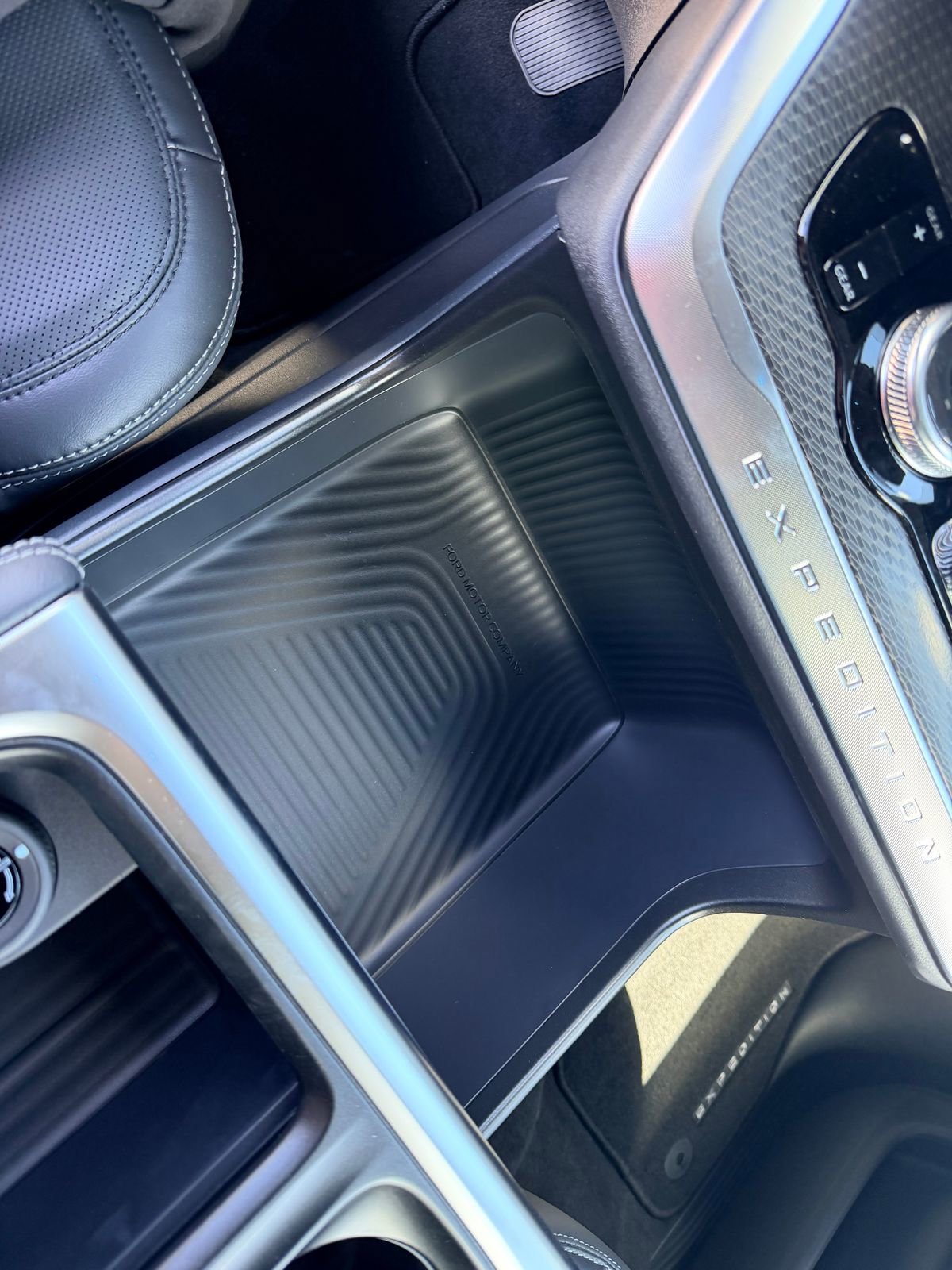 New 2026 Ford Expedition Max Platinum AWD/4WD image 16