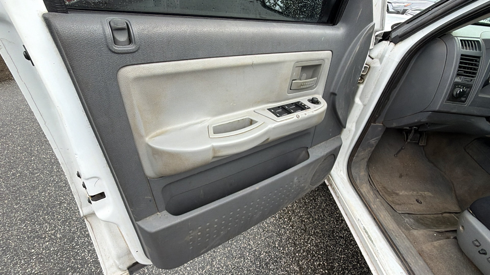 Used 2007 Dodge Dakota ST w/ SXT Group RWD image 14