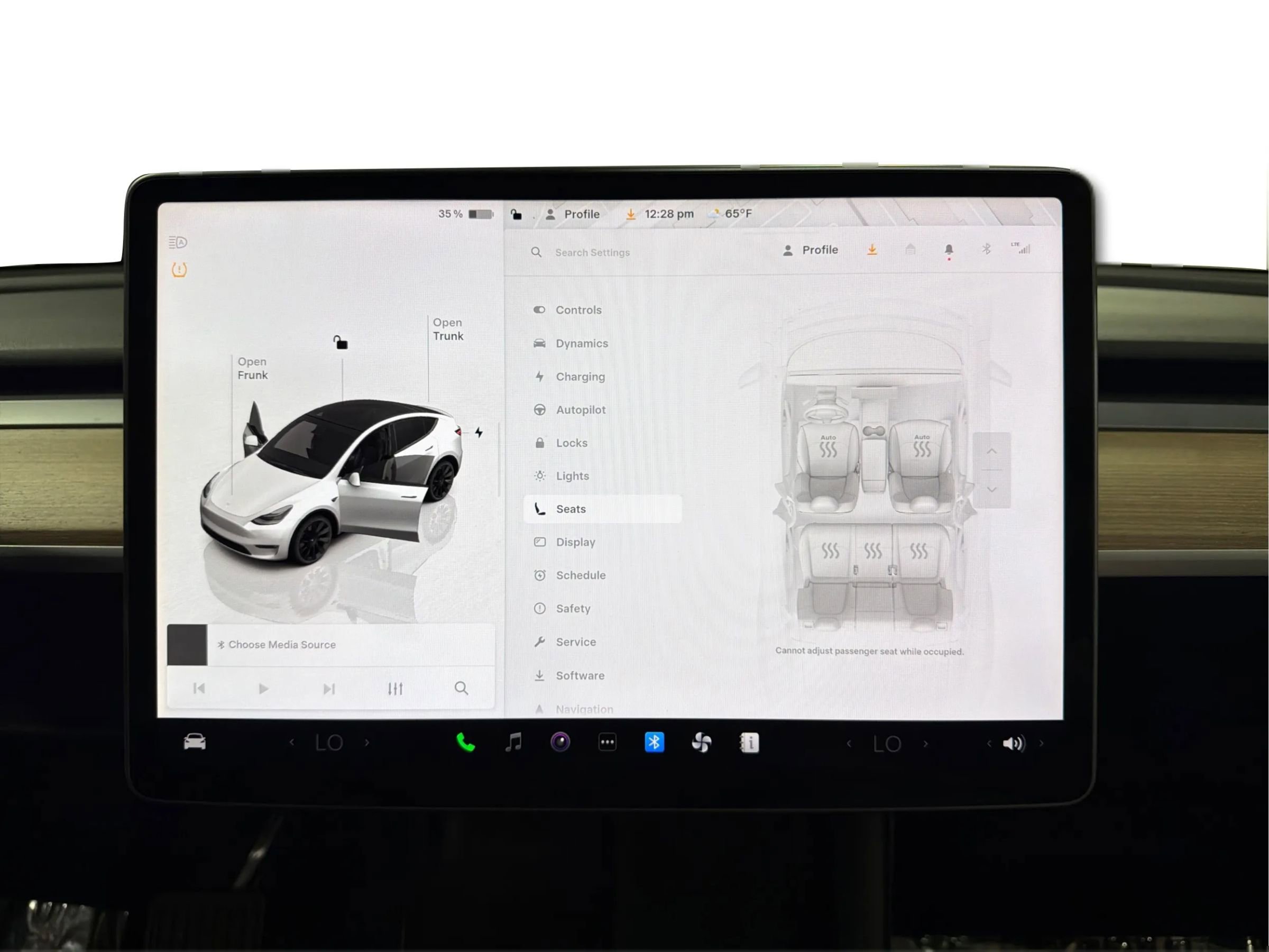 Used 2022 Tesla Model Y Long Range image 29