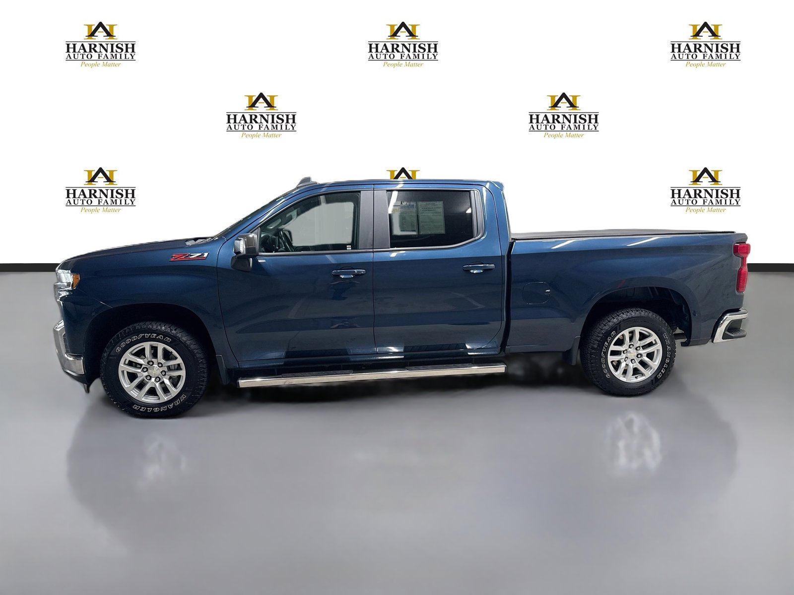 Used 2021 Chevrolet Silverado 1500 LT w/ Z71 Off-Road Package AWD/4WD image 10