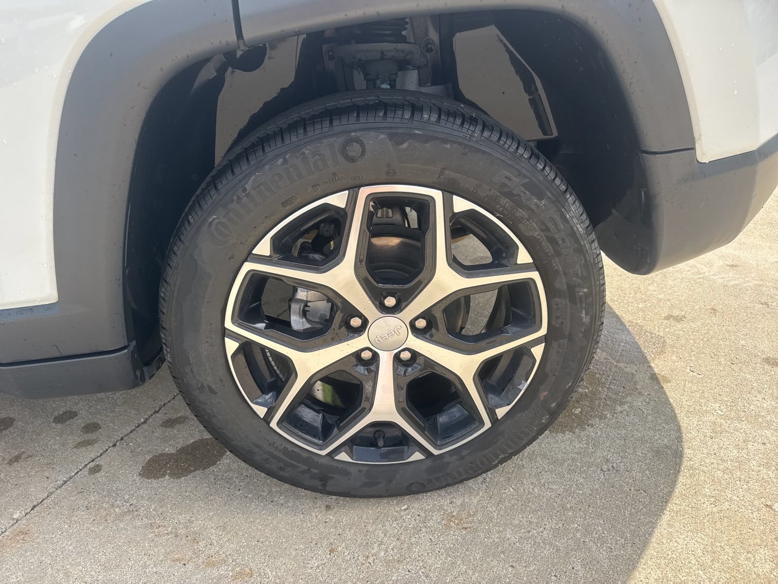 Used 2024 Jeep Compass Limited AWD/4WD image 10