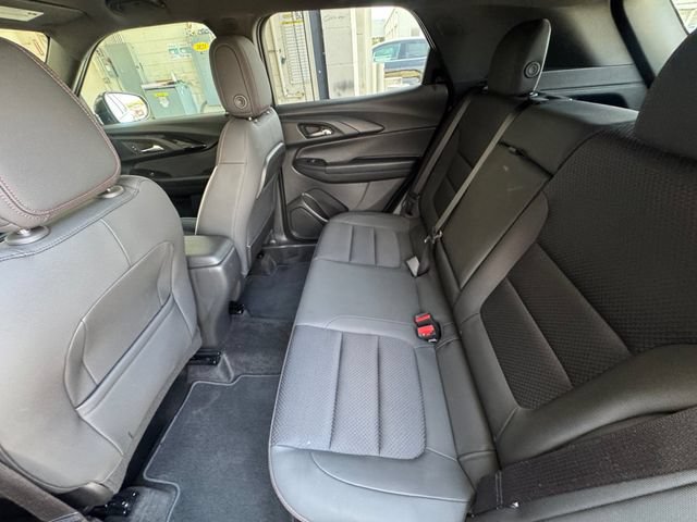 Used 2023 Chevrolet TrailBlazer RS AWD/4WD image 29