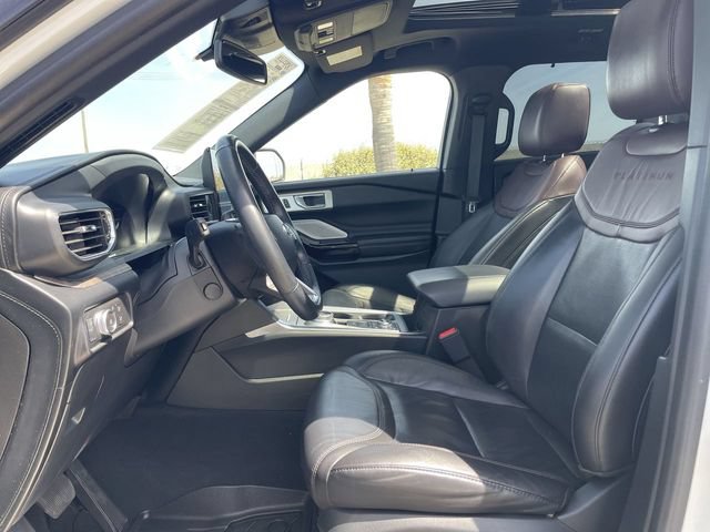 Used 2022 Ford Explorer Platinum w/ Equipment Group 601A AWD/4WD image 19