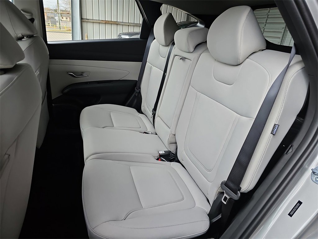 New 2026 Hyundai Tucson SE image 13