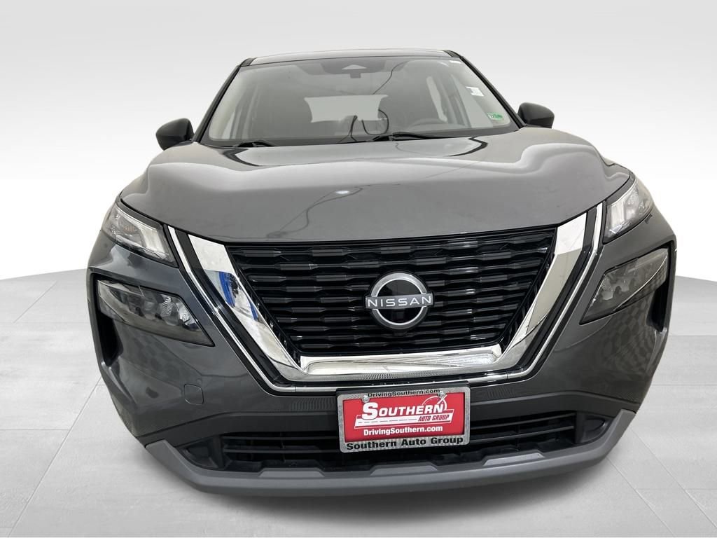 Used 2023 Nissan Rogue S image 9
