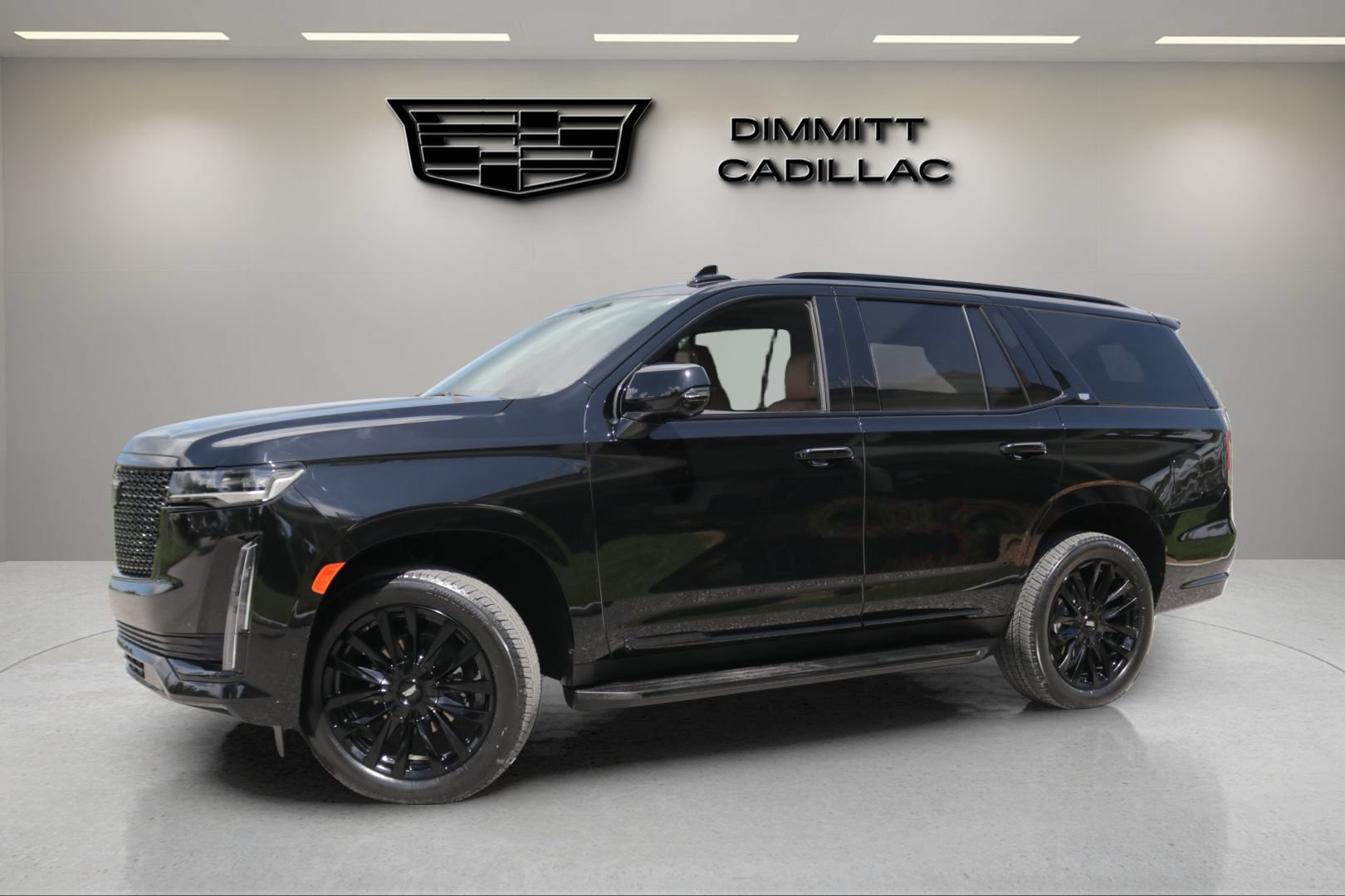 Certified 2023 Cadillac Escalade Premium Luxury RWD image 1