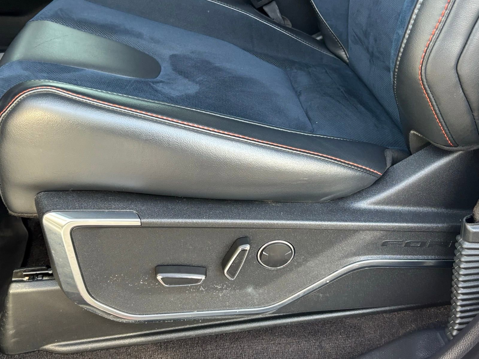 Used 2022 Ford F150 Raptor w/ Equipment Group 801A High AWD/4WD image 17