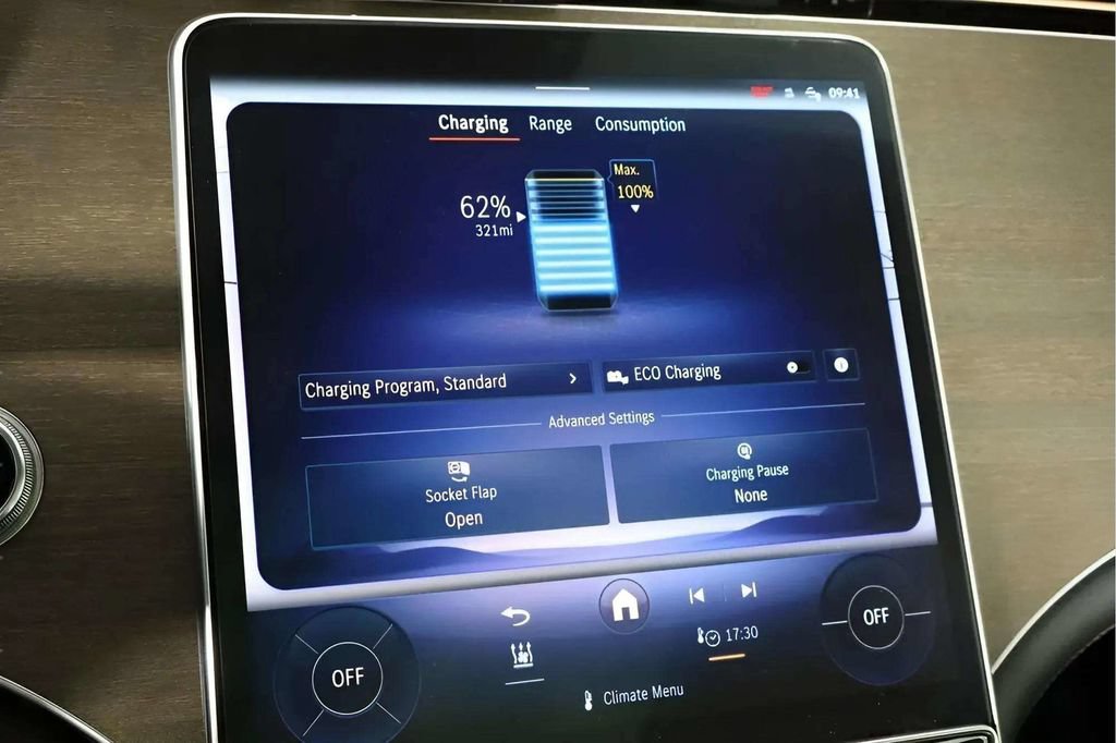 Used 2022 Mercedes-Benz EQS 450+ Sedan image 26