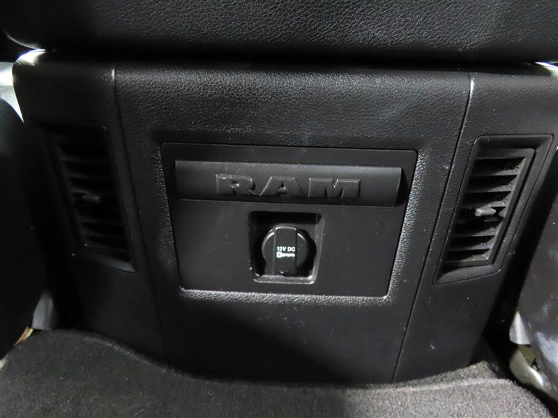 Used 2014 RAM 1500 Sport RWD image 29