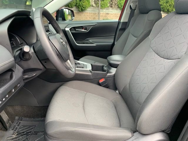 Used 2024 Toyota RAV4 XLE w/ Convenience Package image 13