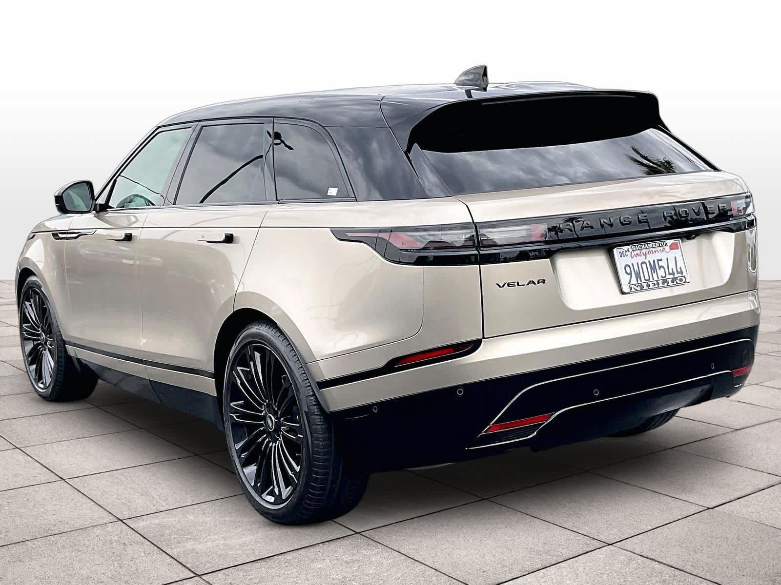 Used 2026 Land Rover Range Rover Velar Dynamic SE AWD/4WD image 16