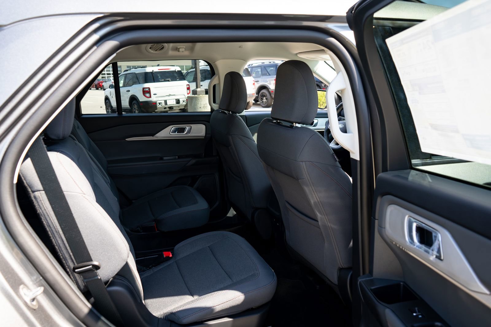 New 2026 Ford Explorer Active RWD image 21