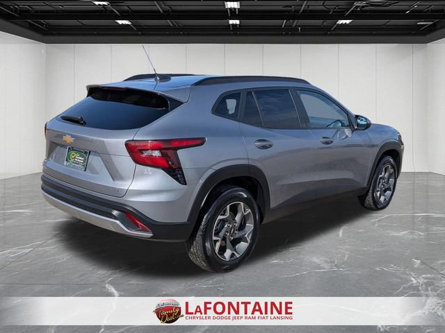 Used 2025 Chevrolet Trax LT image 5