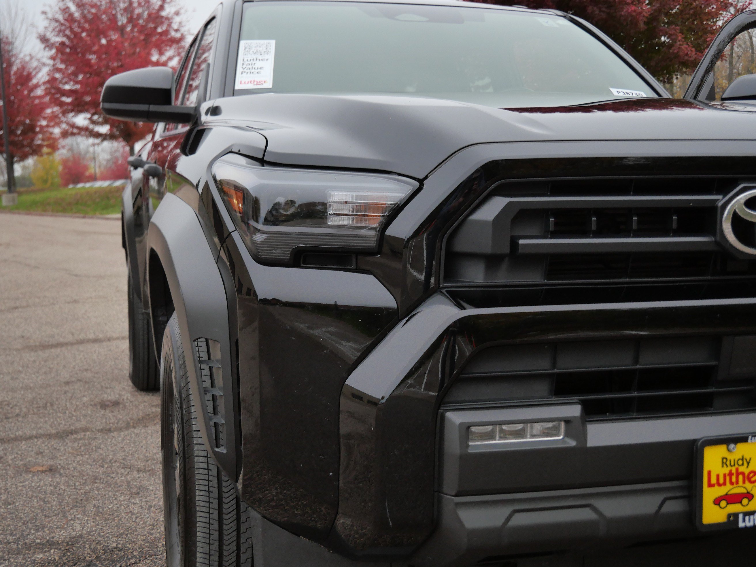 Certified 2026 Toyota 4Runner SR5 AWD/4WD image 17