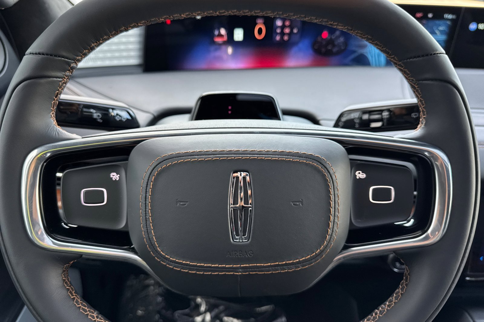 New 2025 Lincoln Navigator Black Label image 24