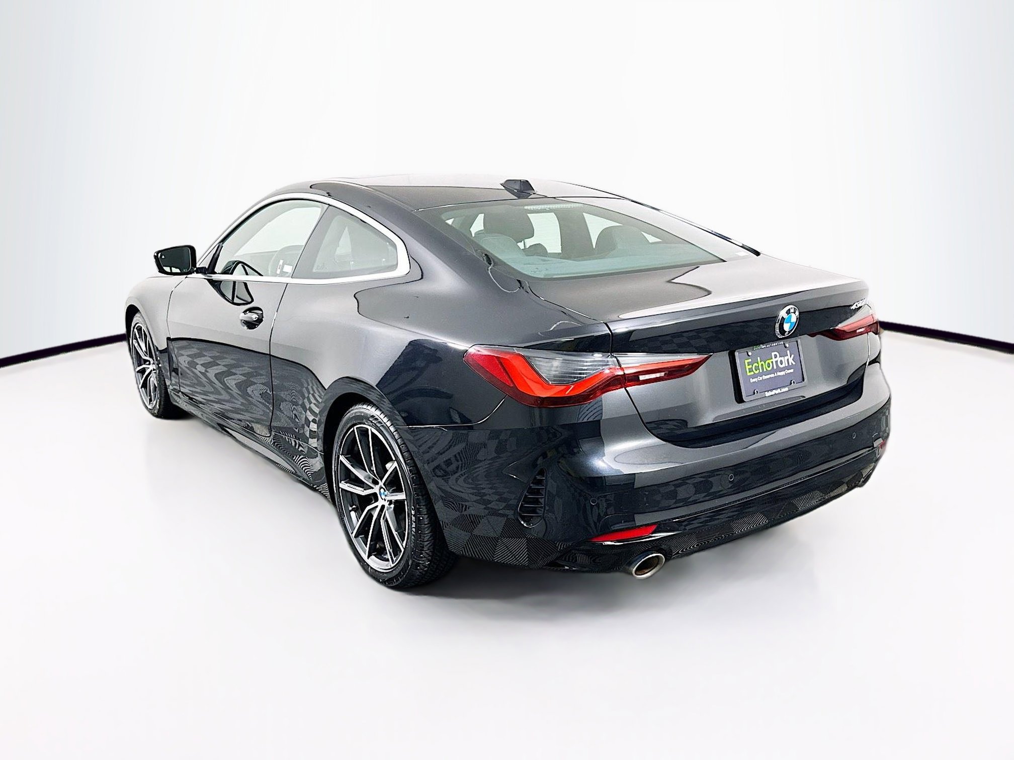 Used 2025 BMW 430i Coupe w/ Premium Package image 5