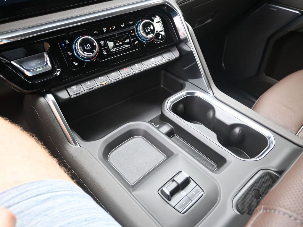 New 2026 GMC Sierra 3500 Denali w/ Technology Package image 19