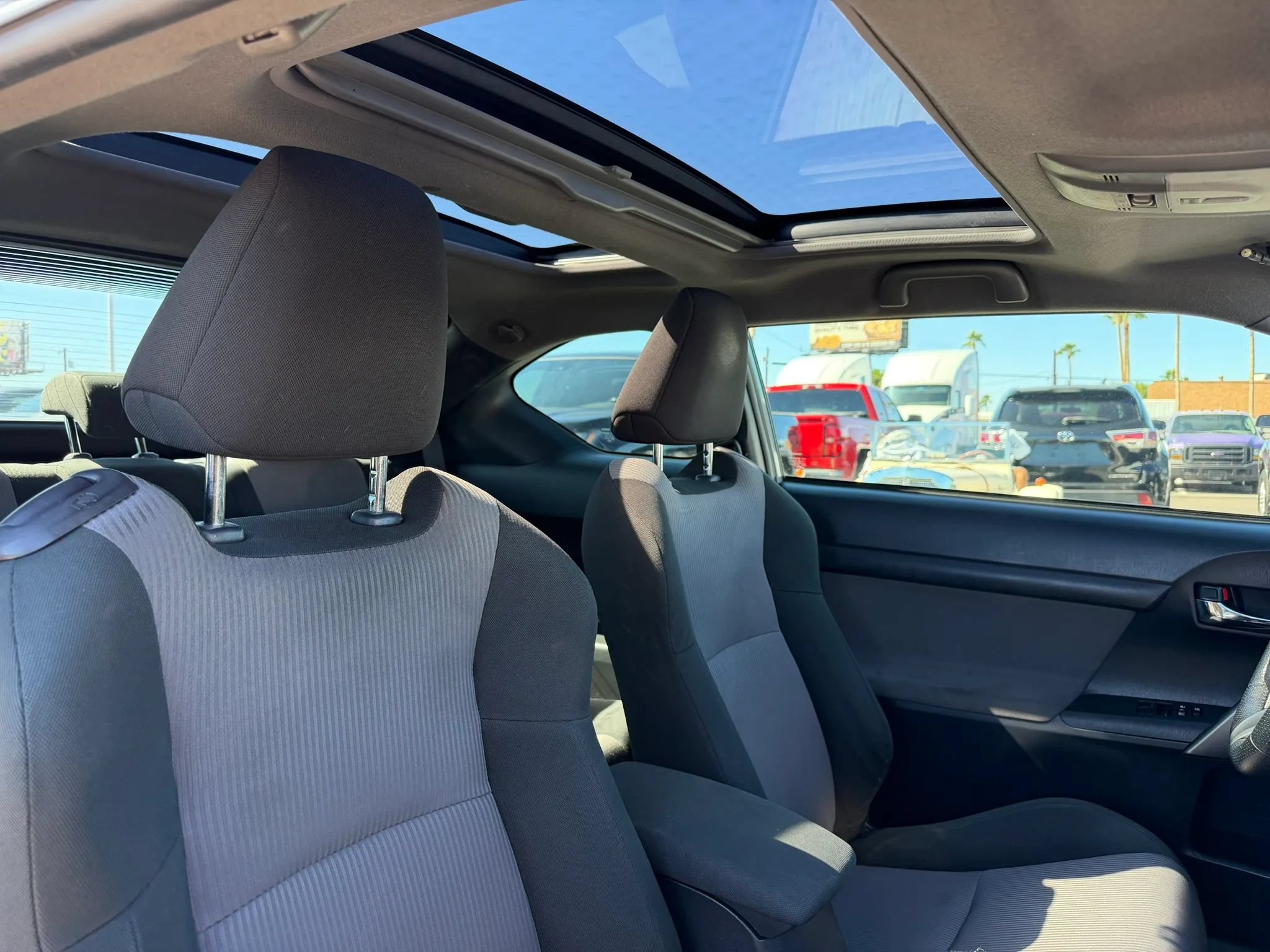 Used 2016 Scion tC FWD image 24