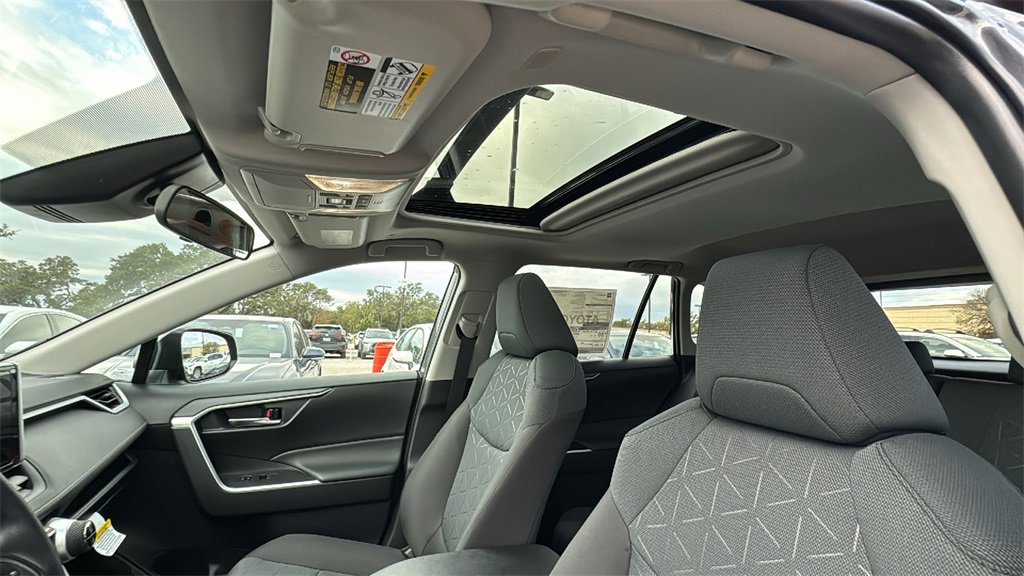 New 2025 Toyota RAV4 XLE image 19