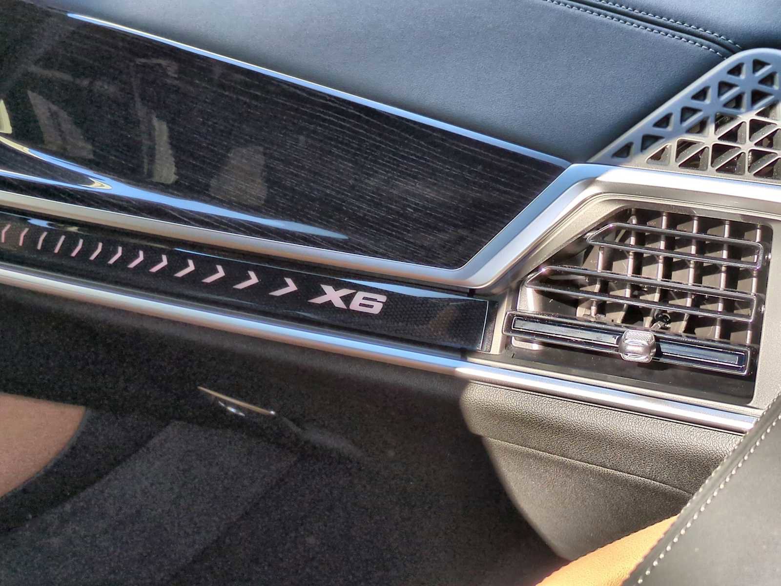 New 2026 BMW X6 xDrive40i image 39